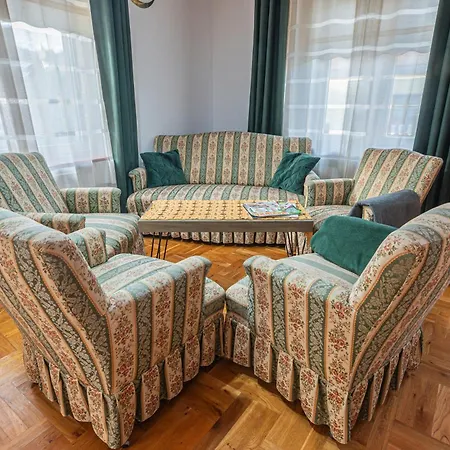 Apartament Bella Casa *